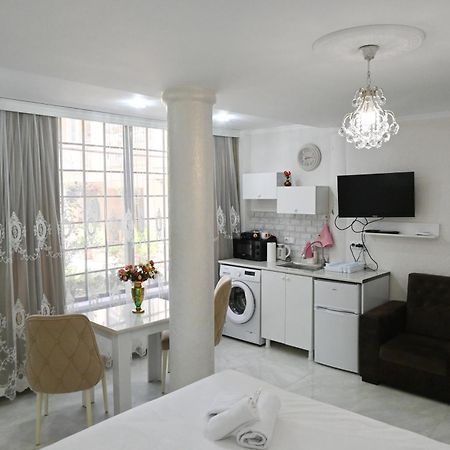 Jerusalem Hotel Kutaisi Bagian luar foto